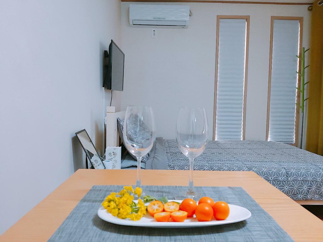Blue Island Guesthouse Σεογκουίπο Εξωτερικό φωτογραφία